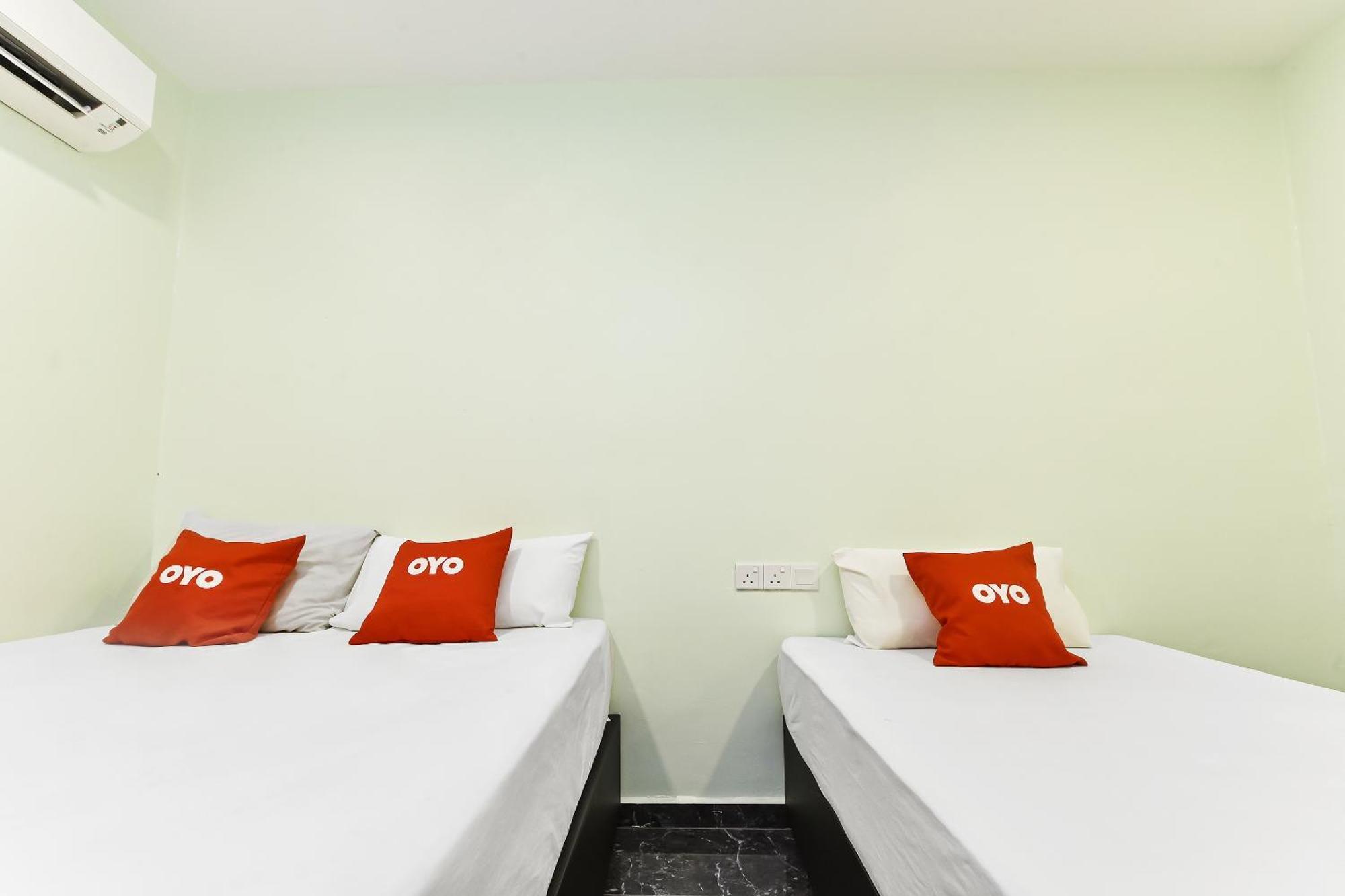 Oyo 90445 Th Hotel Bahau ภายนอก รูปภาพ